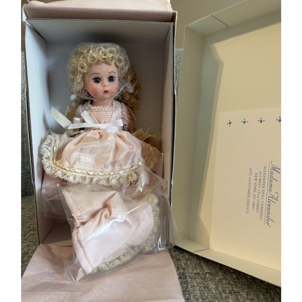 Madame Alexander Fill My Heart 8"w box NRFB Doll